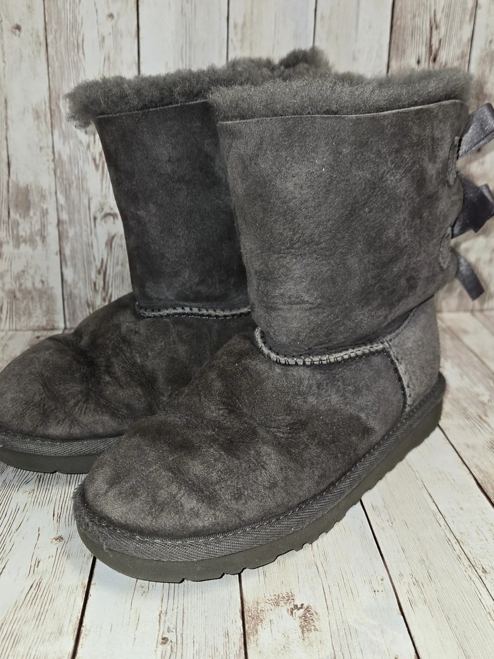UGG Australia Kids Gray Bailey Bow II Suede Sheepskin Boots Size Unknown